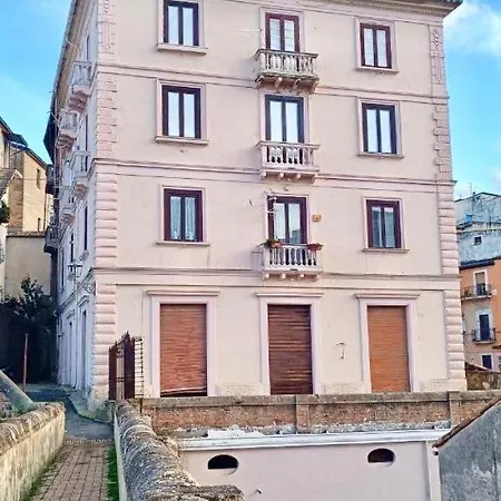 Dimora Sul Ponte Antico